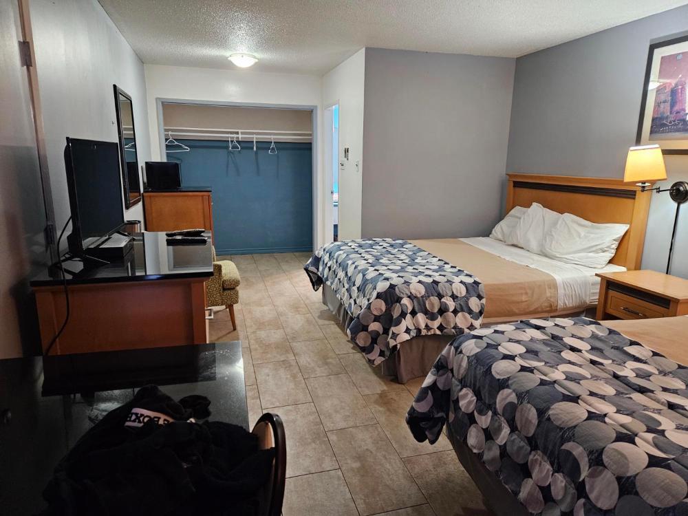 Budget Double Room at Metro Inn, photo 4